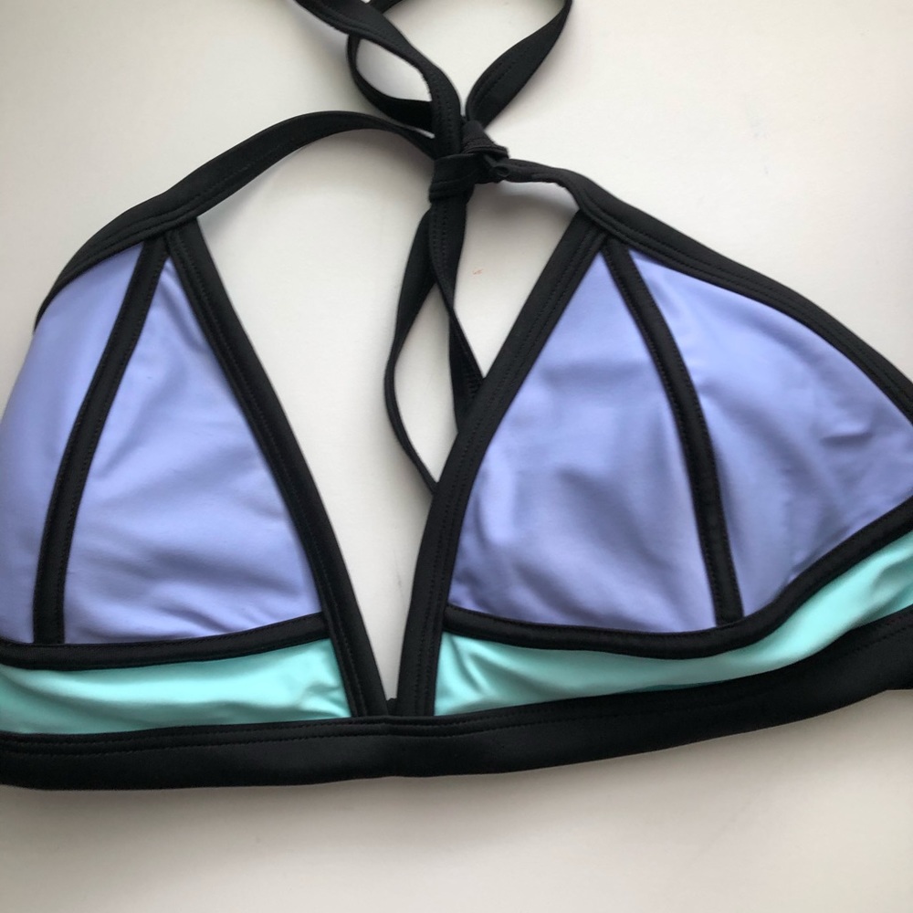 Triangle tie bikini top